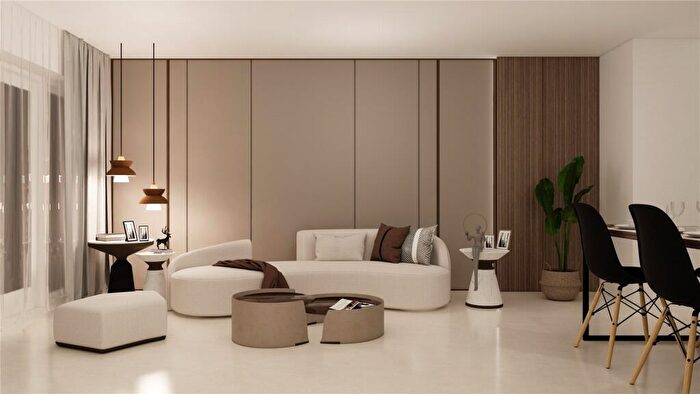 3 Bedroom Semi Detached House For Sale In Dee Road, Tilehurst, Reading, Berkshire, RG30