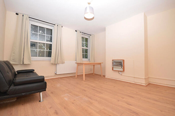 3 Bedroom Flat To Rent In Electric House, Bow Road, E3