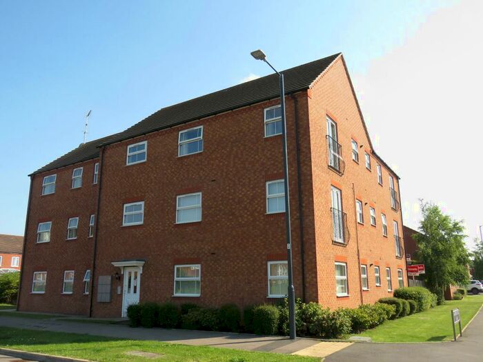 2 Bedroom Apartment To Rent In Priors Grove Close, Warwick, CV34