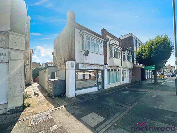1 Bedroom Flat To Rent In Carnarvon Road, Clacton-On-Sea, CO15