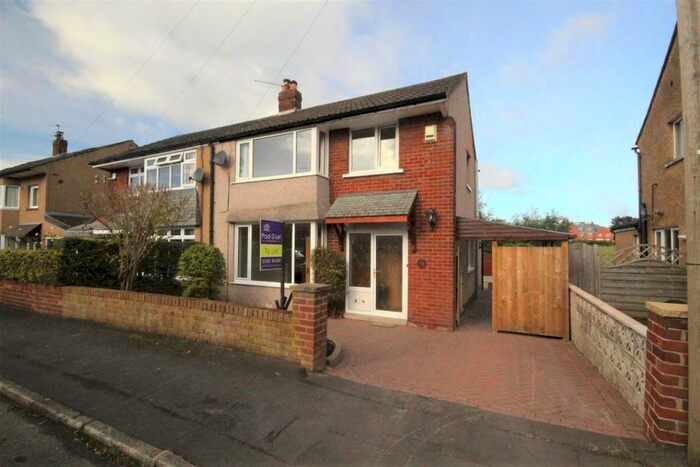 3 Bedroom Semi-Detached House To Rent In Park Avenue, Clitheroe, BB7