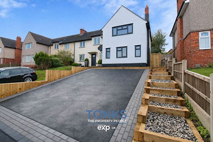 2 Bedroom End Terrace House For Sale In Hadcroft Road, Stourbridge, DY9