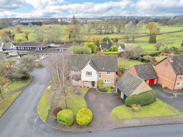 5 Bedroom Detached House For Sale In Birkdale Court, Fornham St. Martin, Bury St. Edmunds, IP28