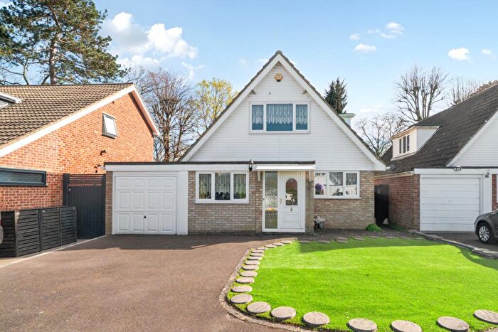 4 Bedroom Detached House For Sale In Aprilwood Close, Woodham, Surrey, KT15