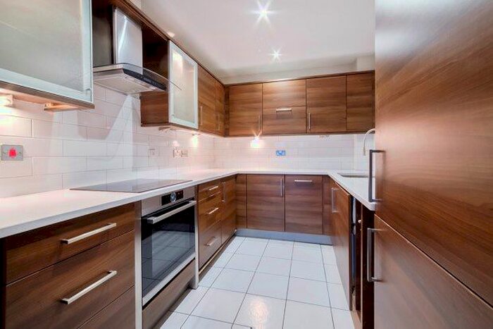 2 Bedroom Flat To Rent In Eboracum Way, York, YO31