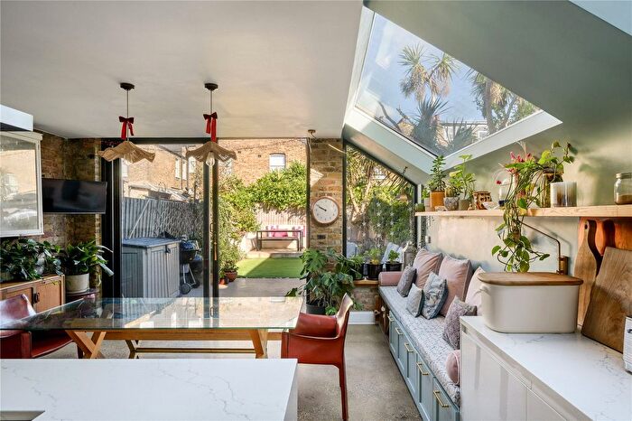5 Bedroom Terraced House For Sale In Mortimer Road, London, NW10
