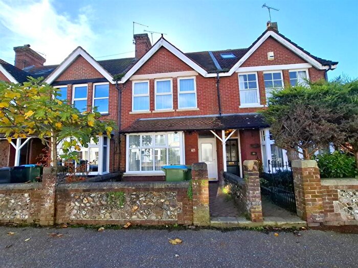 3 Bedroom Terraced House For Sale In East Ham Road, Littlehampton, BN17