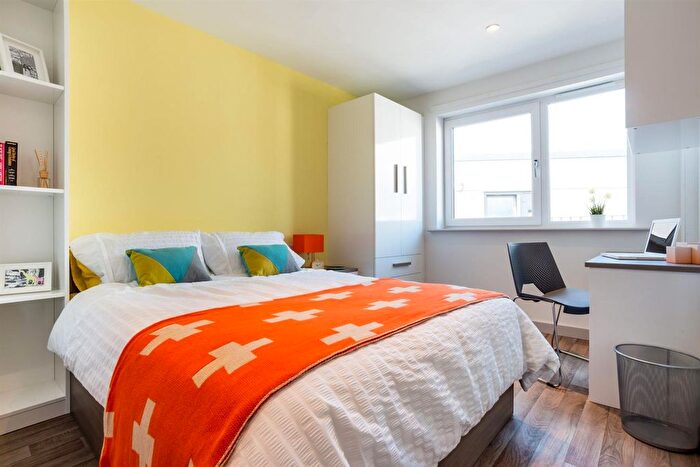 1 Bedroom Flat To Rent In Stepney Road, Shieldfield, Newcastle Upon Tyne, NE2