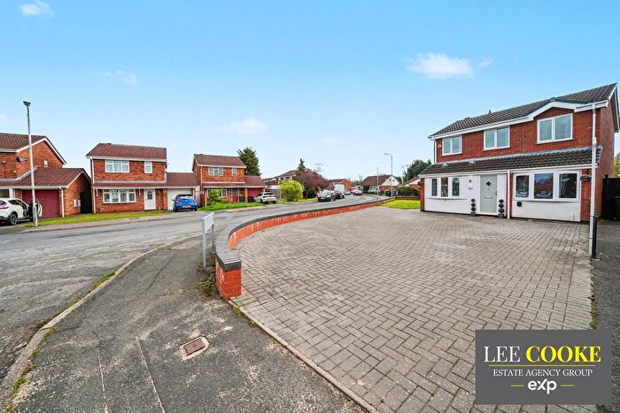 4 Bedroom Detached House For Sale In Ewhurst Close, Hadley Heath Estate, Willenhall, WV13