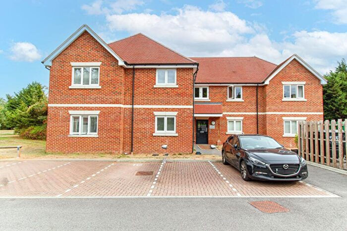 1 Bedroom Flat For Sale In Minley Road, Fleet Mill Minley Road, GU51