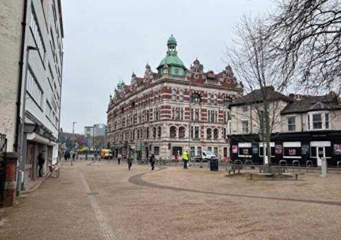 3 Bedroom Apartment For Sale In Apartment Charter House, Lord Montgomery Way, Portsmouth, PO1