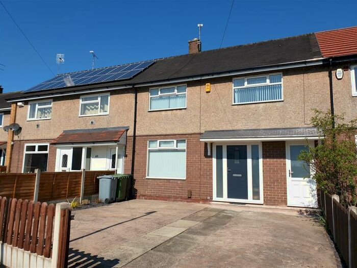 3 Bedroom House To Rent In Spath Lane, Handforth, Cheshire, SK9
