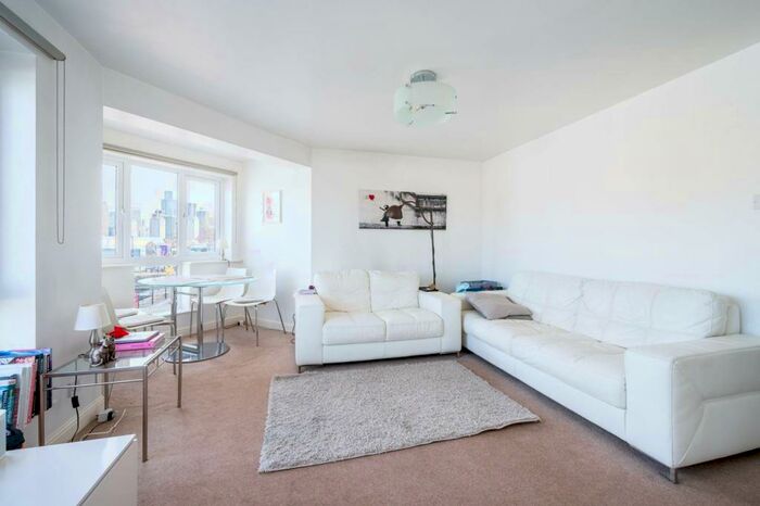 1 Bedroom Flat To Rent In Windsock Close, Canada Water, London, SE16