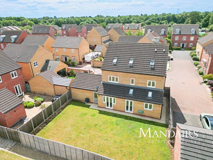 5 Bedroom Detached House For Sale In Chedworth Close, Walton, Peterborough, PE4