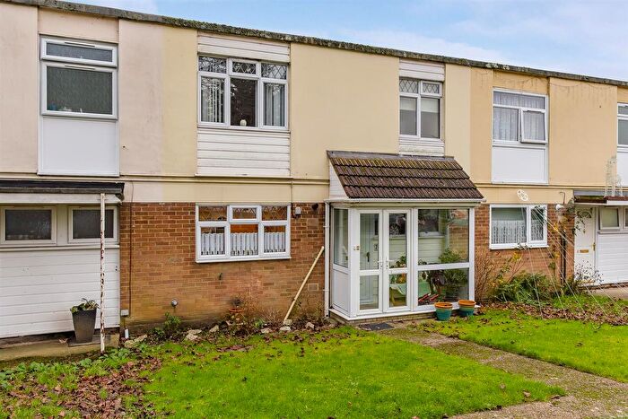 3 Bedroom Terraced House For Sale In Pollard Hatch, Harlow, CM19