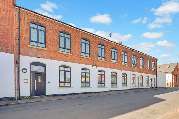 2 Bedroom Flat For Sale In Holland Street, Westbridge House, NG7