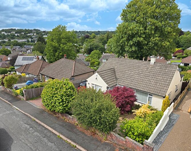 3 Bedroom Detached Bungalow For Sale In Westmoor Park, Tavistock, Devon, PL19