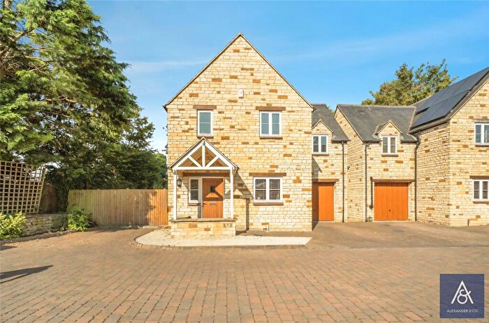 4 Bedroom Detached House For Sale In Windrush, Greatworth, Banbury, OX17