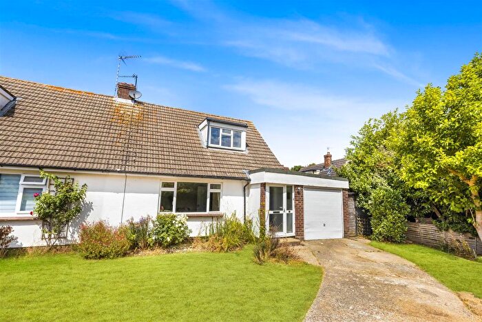2 Bedroom Semi Detached House For Sale In Barryfields, Shalford, Braintree, Essex, CM7