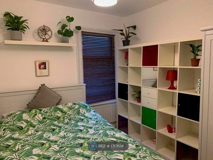 1 Bedroom Flat To Rent In Scales Road, London, N17
