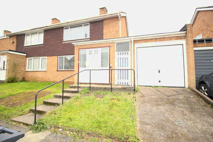 2 Bedroom Semi-Detached House To Rent In Yew Tree Close, KT4