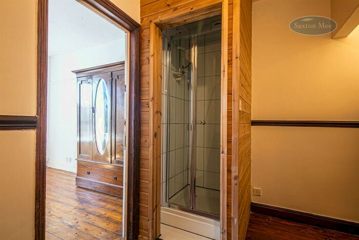 3 Bedroom End Of Terrace House For Sale In Crookesmoor Road, Sheffield, S10
