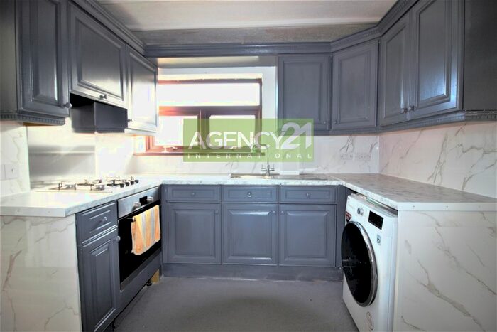 3 Bedroom Terraced House To Rent In Langdale Gardens, Hornchurch, RM12