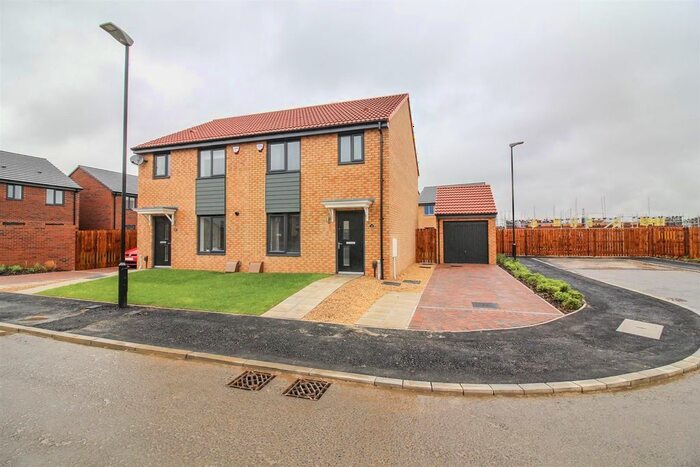 3 Bedroom Semi-Detached House To Rent In Eden Park Court, Kenton Bank Foot, Newcastle Upon Tyne, NE13