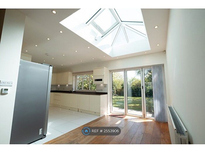 5 Bedroom Detached House To Rent In Oxgate Gardens, London, NW2