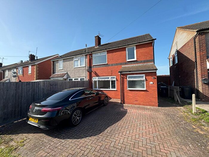 3 Bedroom Semi Detached House To Rent In Welcombe Avenue, Swindon, SN3