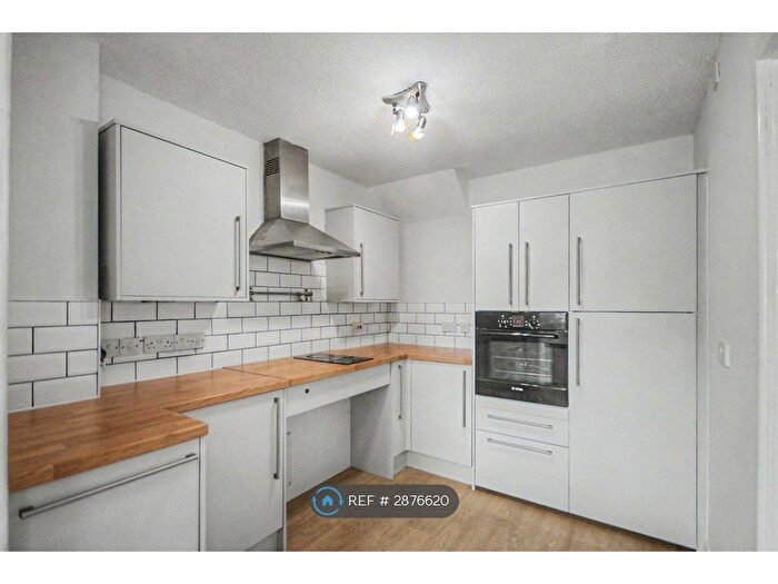 3 Bedroom Terraced House To Rent In Lower Leigh Road, Bolton, BL5