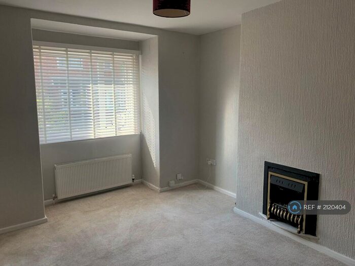 2 Bedroom Terraced House To Rent In Rosedale Gardens, Sheffield, S11