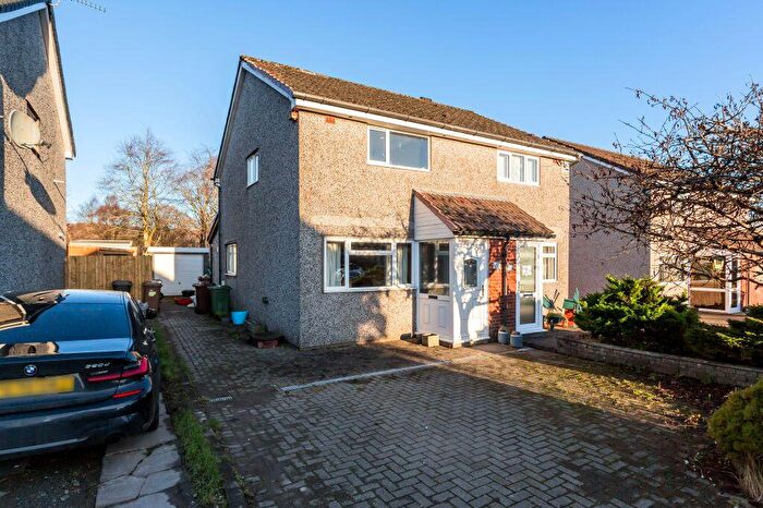 2 Bedroom Semi-Detached Villa For Sale In Cameron Avenue, Bishopton, PA7