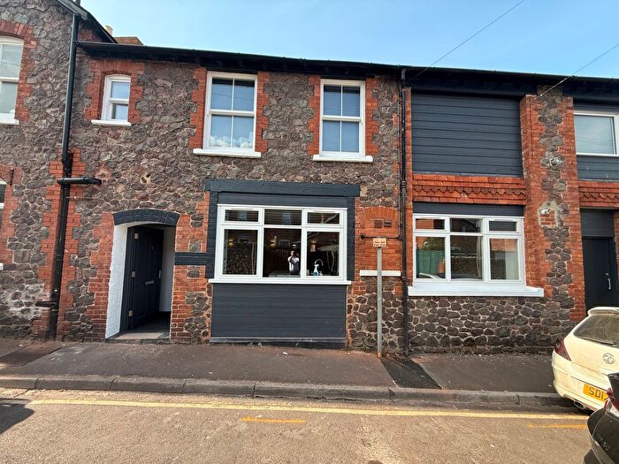 1 Bedroom Flat To Rent In Summerland Road, Minehead, TA24