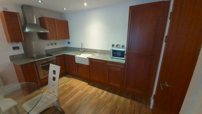 2 Bedroom Apartment To Rent In Isaac Way, Manchester, M4