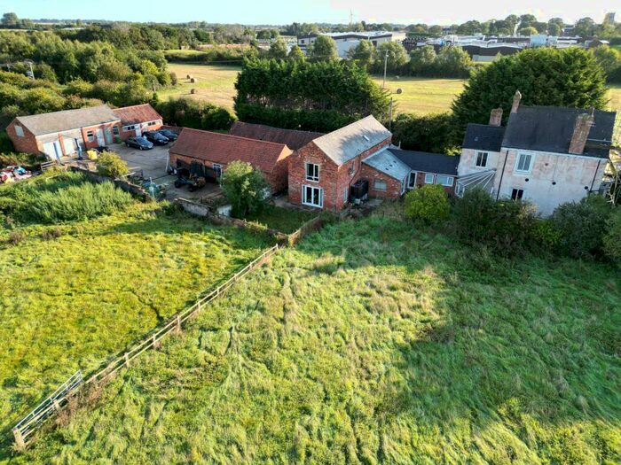 5 Bedroom Detached House For Sale In Luck Lane, West End, Preston, Hull, HU12
