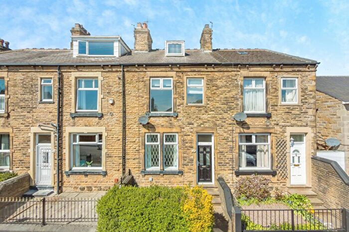 3 Bedroom Terraced House For Sale In Ashfield Road, Morley, LS27