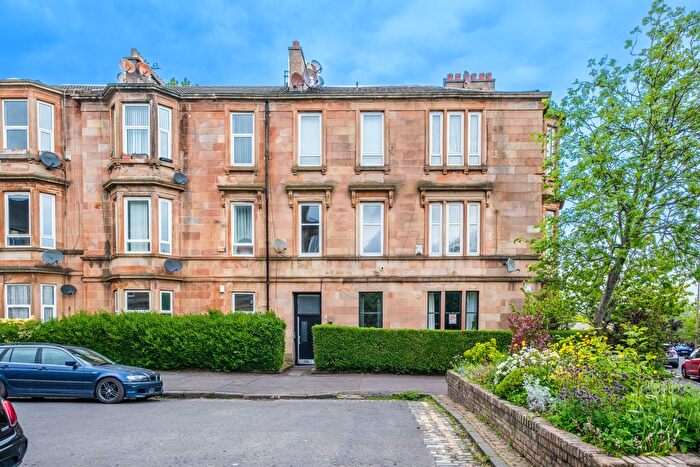 3 Bedroom Flat For Sale In Leven Street, Glasgow, G41