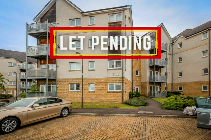 2 Bedroom Apartment To Rent In Hawk Brae, Livingston, EH54