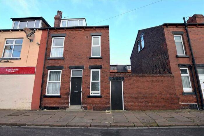2 Bedroom Terraced House To Rent In Barkly Road, Leeds, West Yorkshire, LS11