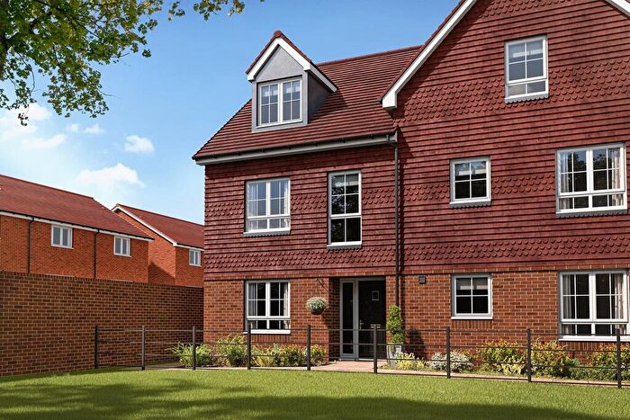 4 Bedroom Semi-Detached House For Sale In Sweechbridge Road Herne Bay, CT6