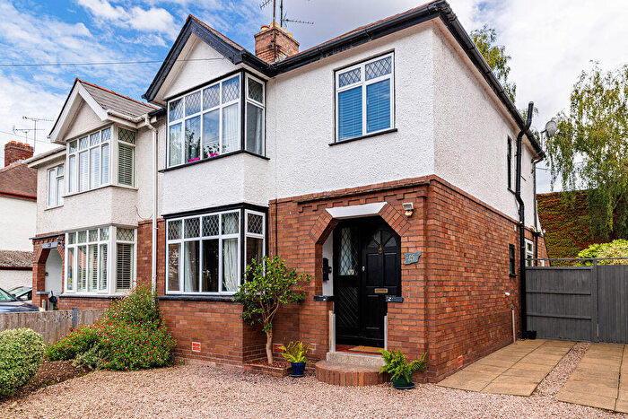 3 Bedroom Semi-Detached House For Sale In Greyfriars Avenue, Hereford, HR4