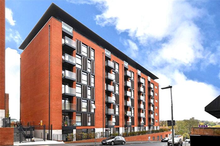 2 Bedroom Flat To Rent In Ringers Road, Bromley, BR1