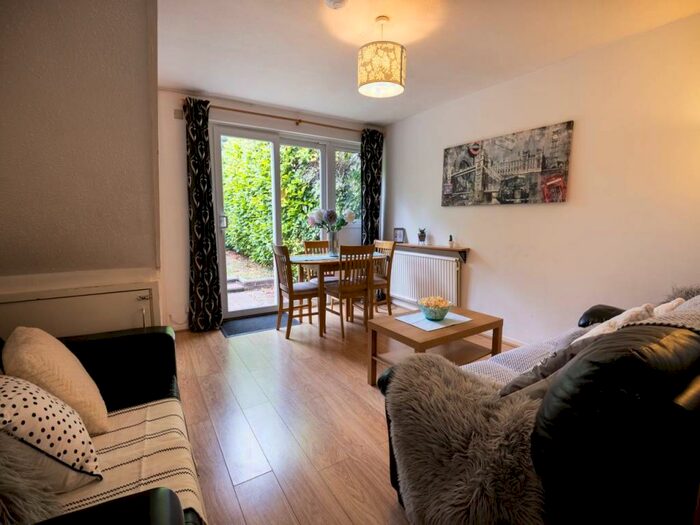 4 Bedroom House To Rent In Nursery Walk, Canterbury, Kent, CT2