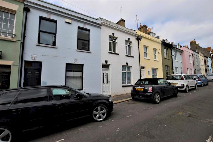 2 Bedroom Terraced House To Rent In Alfred Street, St. Leonards-On-Sea, TN38