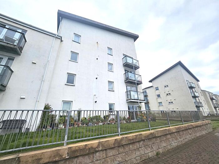 2 Bedroom Flat For Sale In Mariners View, Ardrossan, KA22
