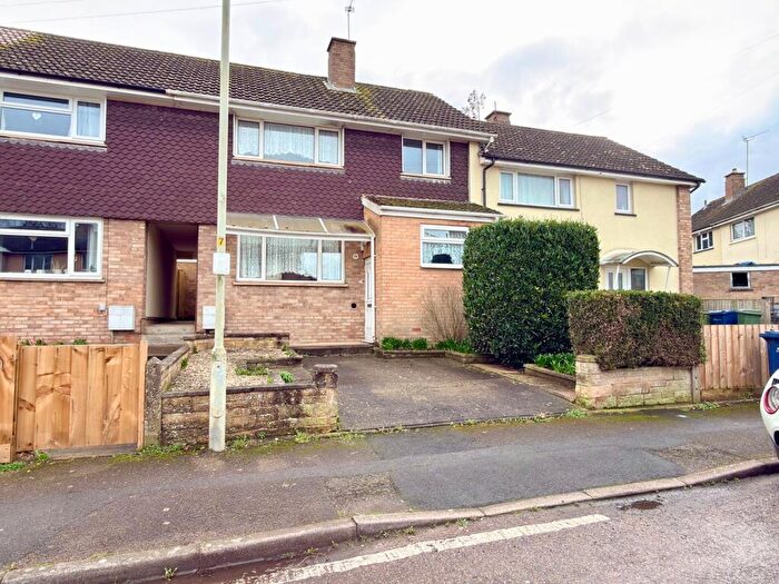 3 Bedroom Terraced House For Sale In Despenser Road, Tewkesbury, GL20