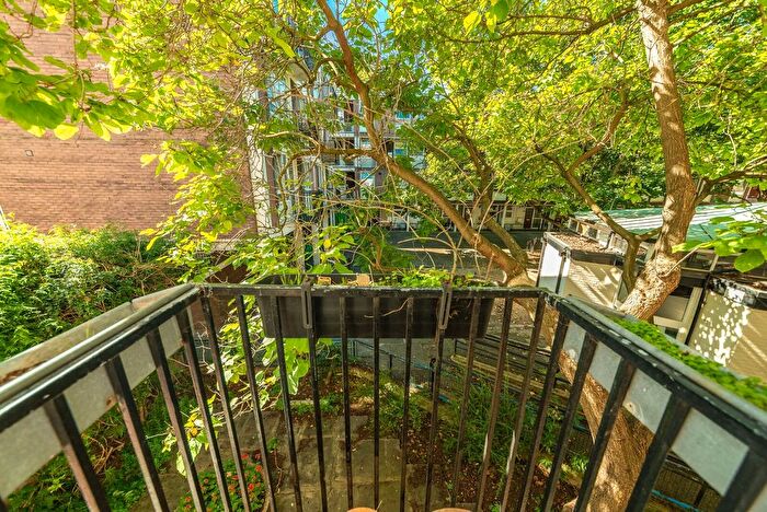 2 Bedroom Flat To Rent In Robert Street, Regent's Park, London, NW1