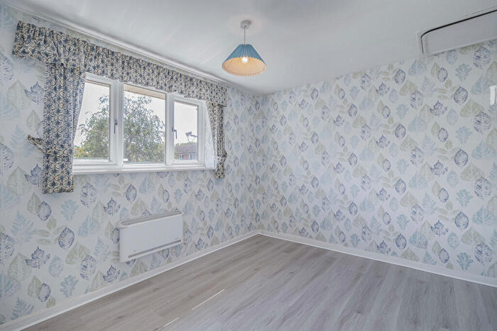 2 Bedroom Terraced House To Rent In Thirlmere Close, Kettering, Northamptonshire, NN16