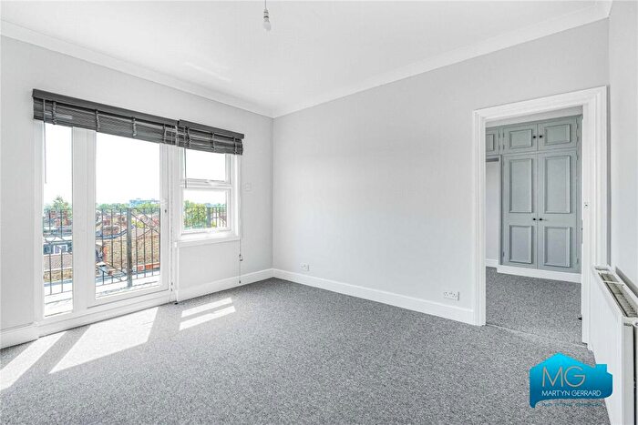 1 Bedroom Apartment To Rent In Princes Avenue, London, N3